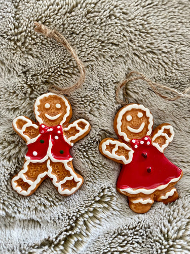 Set of 2 Gingerbread Hanging Figures